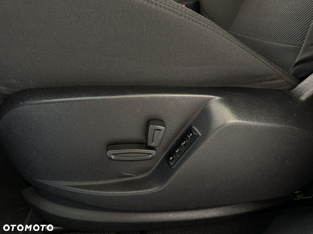 Ford S-Max 2.0 TDCi DPF Titanium - 19