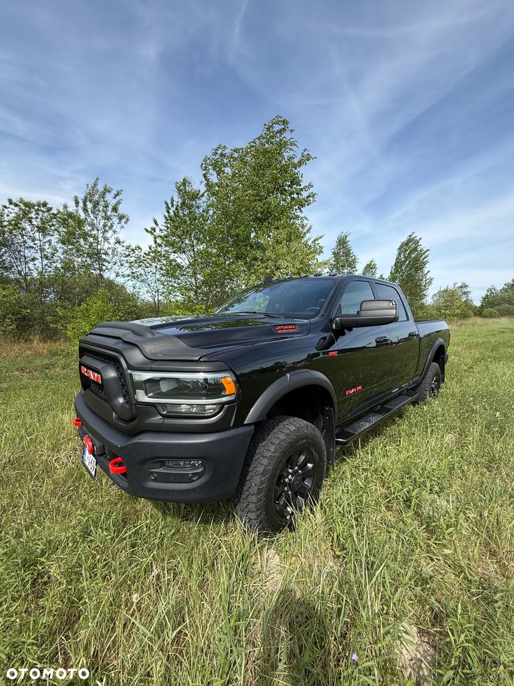Dodge RAM - 1