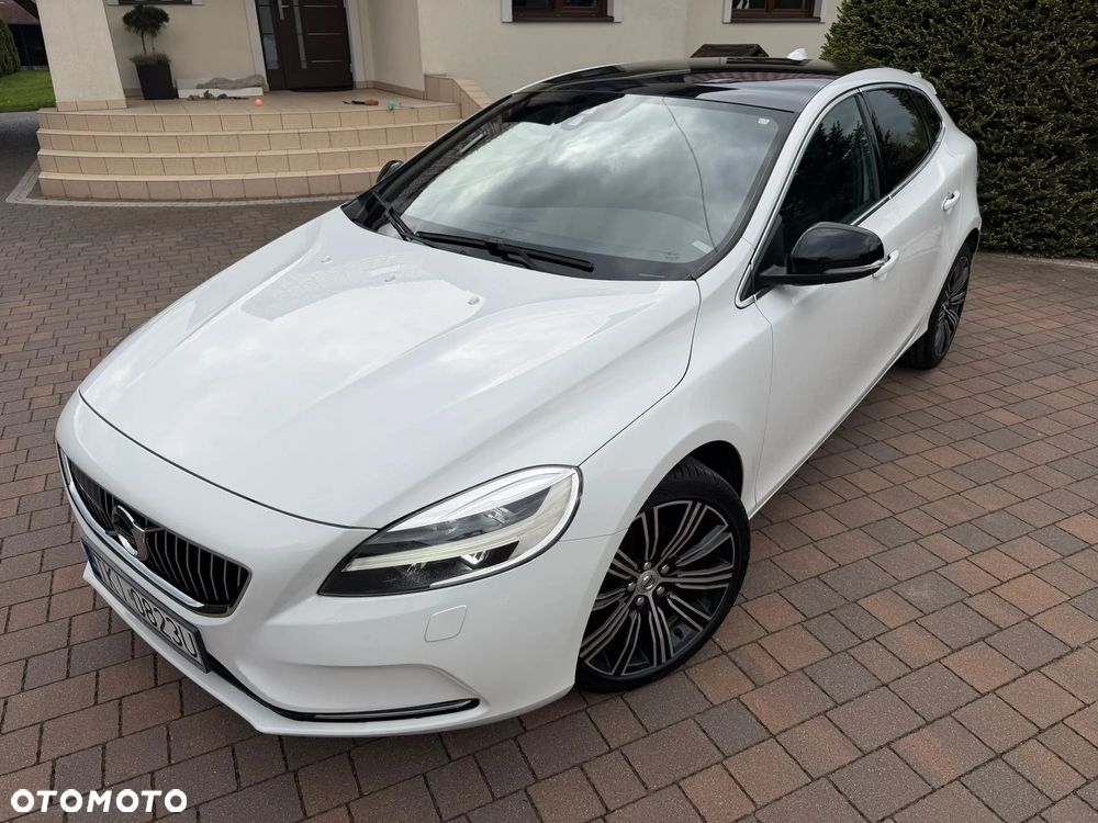 Volvo V40 D2 Inscription - 33