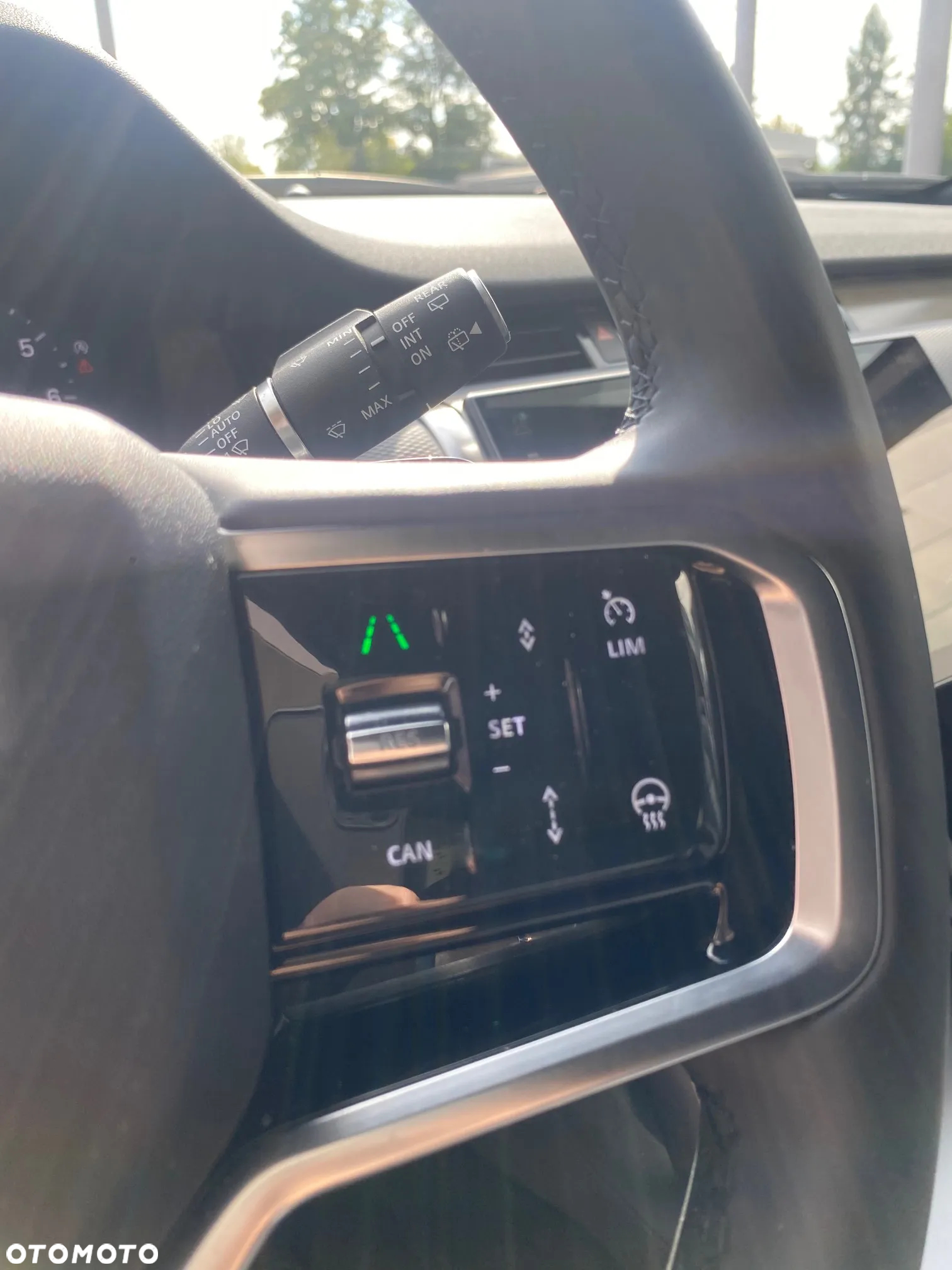 Land Rover Discovery Sport - 18