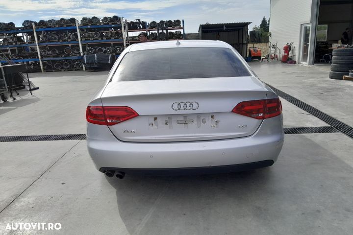 Dezmembrez Audi A4 B8/8K [2007 - 2011] Sedan 4-usi 2.0 TDI MT (170 hp - 3