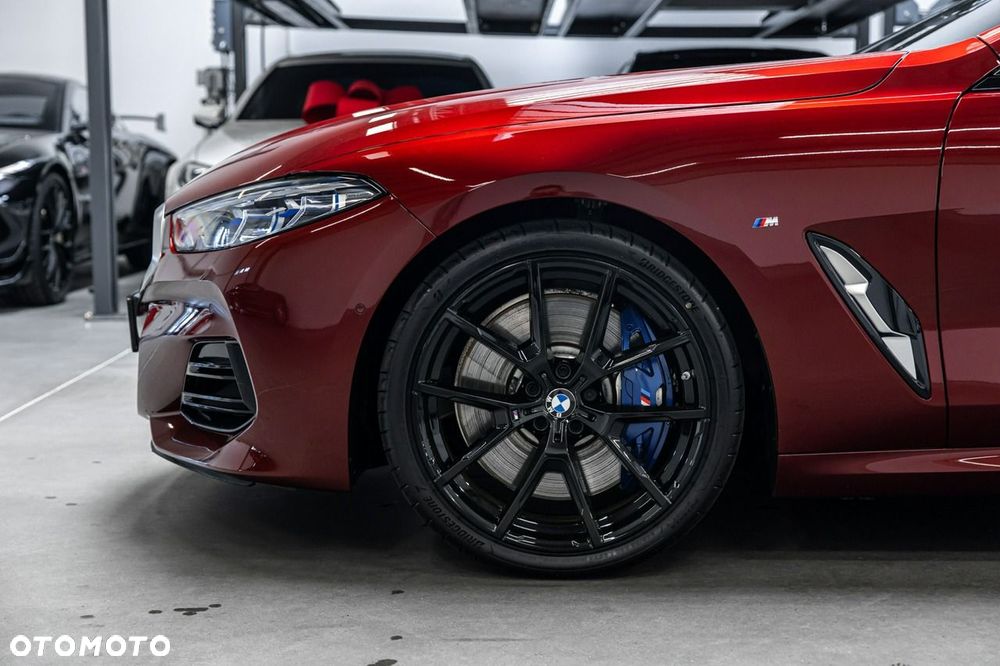 BMW Seria 8 M850i xDrive - 16