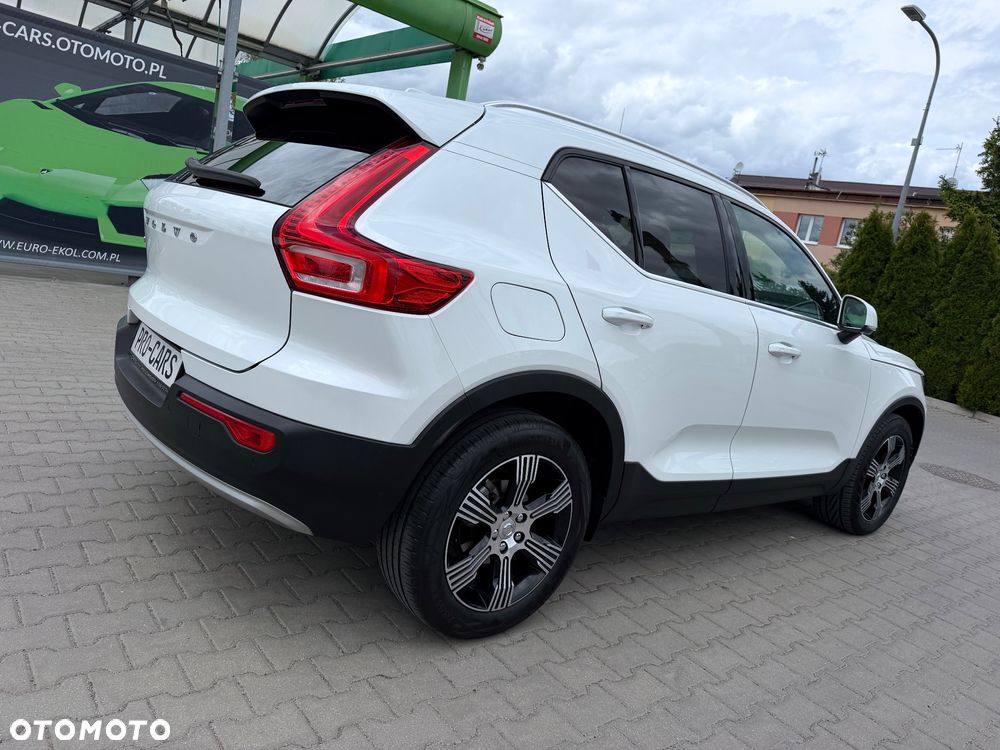 Volvo XC 40 - 41
