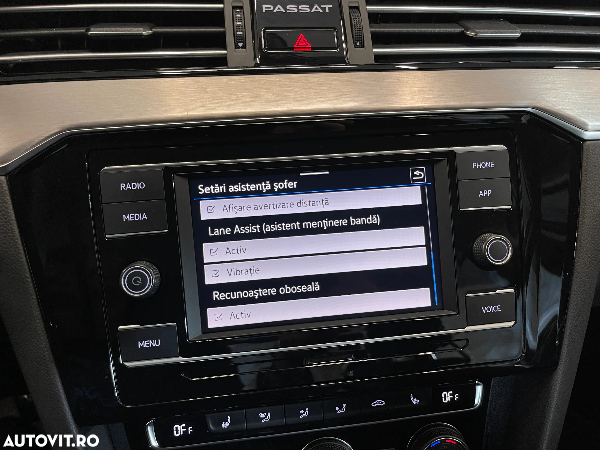 Volkswagen Passat 2.0 TDI DSG Highline - 16