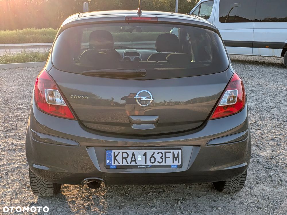Opel Corsa 1.4 16V Enjoy - 3