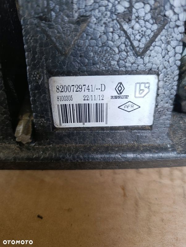 RENAULT MASTER III 3 ZESTAW NAPRAWCZY STYROPIAN 8200729741D - 2