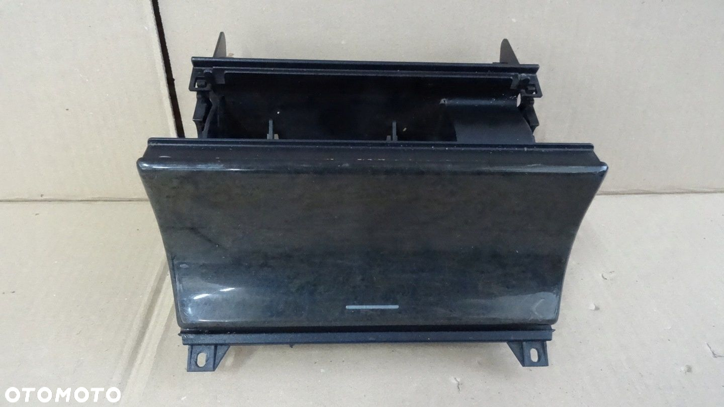 MERCEDES W210 SCHOWEK RAMKA PANEL SZYB KOMPLET - 7