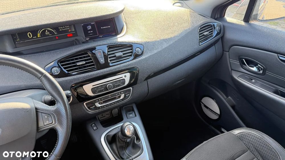 Renault Scenic - 11