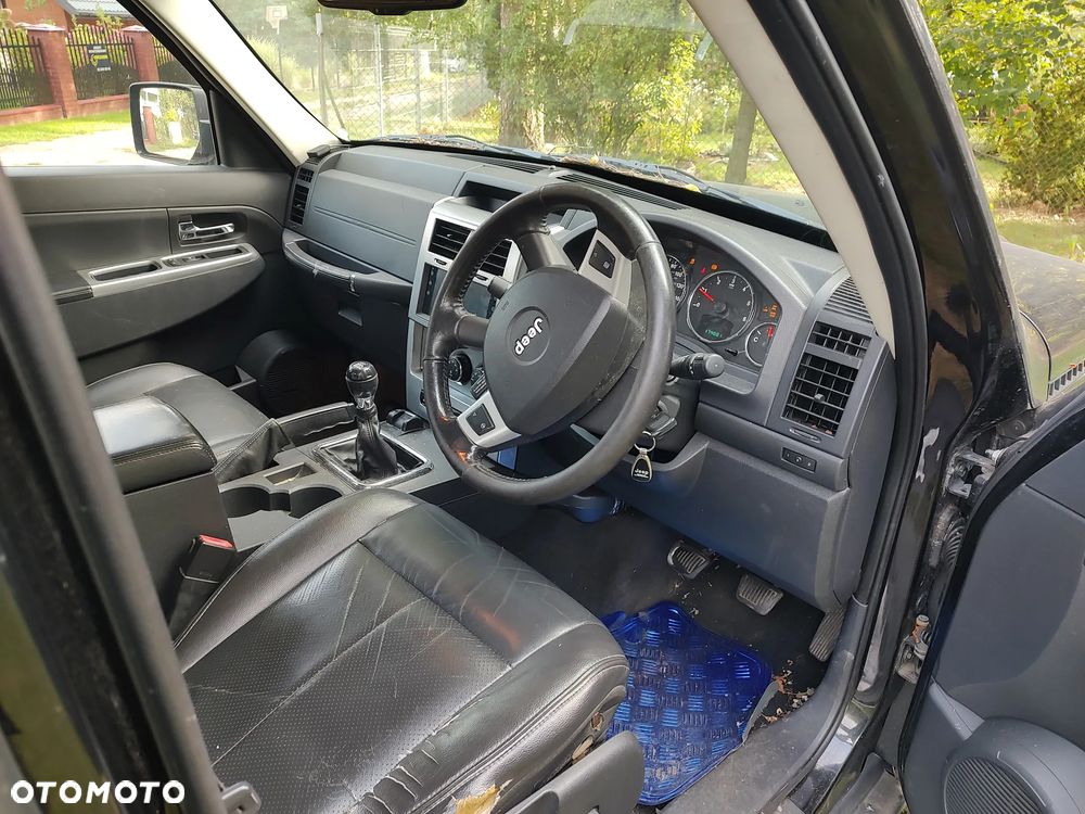 Jeep Cherokee - 7