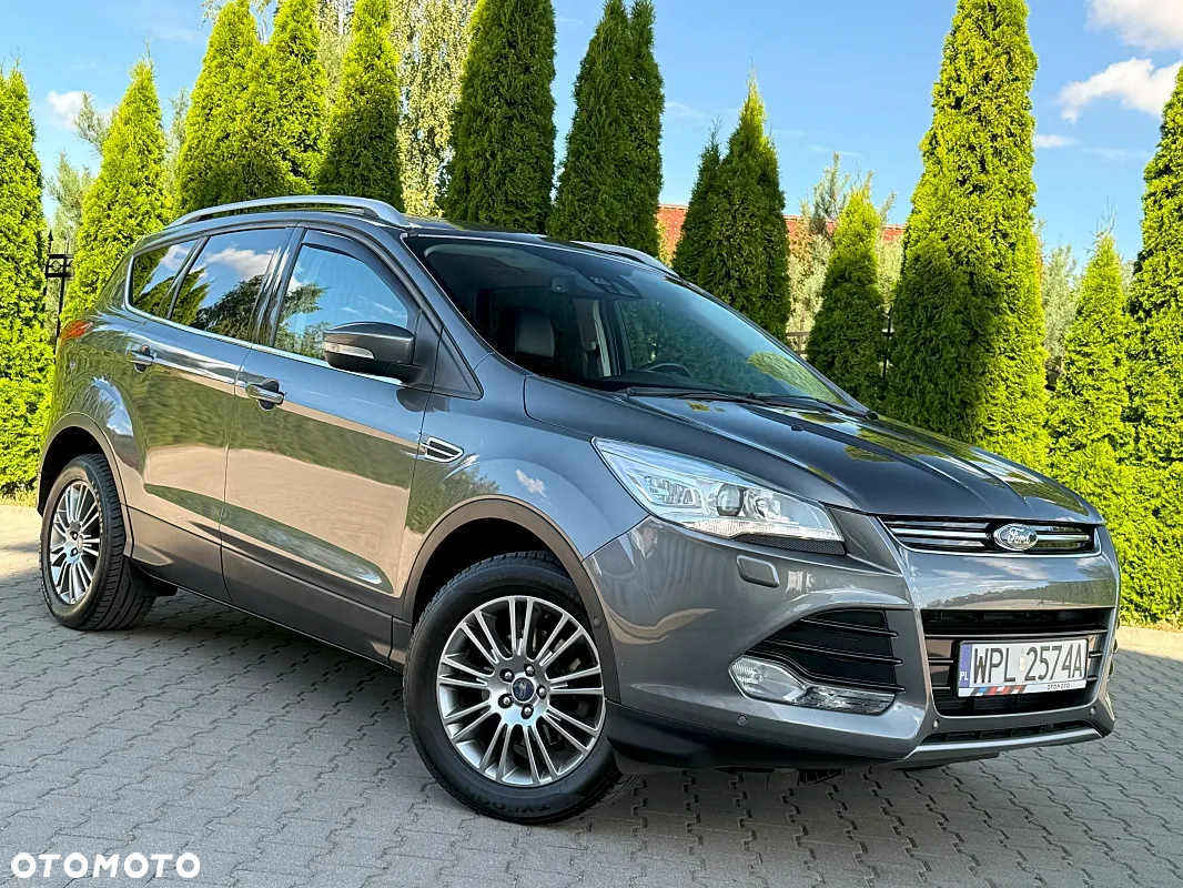 Ford Kuga 1.6 EcoBoost 2x4 Titanium - 2