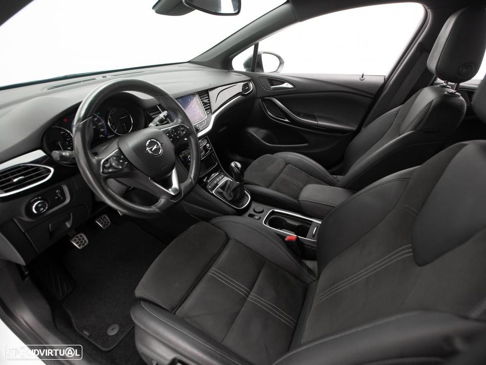 Opel Astra Sports Tourer - 7