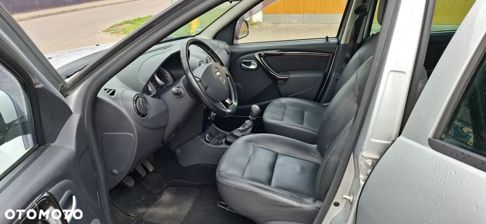 Dacia Duster dCi 110 FAP 4x4 Laureate - 10