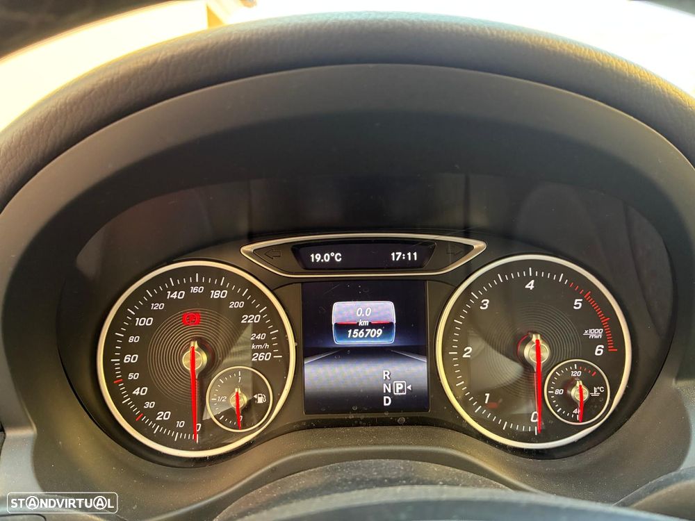 Mercedes-Benz A 180 CDI 7G-DCT Urban - 10