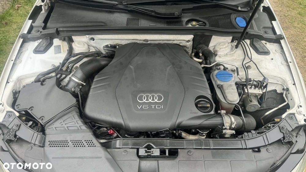 Audi A4 Avant 3.0 TDI clean diesel Quattro S tronic - 8
