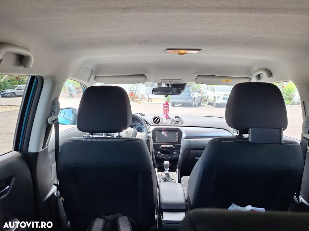 Suzuki Vitara 1.4 Boosterjet MHEV Passion - 10