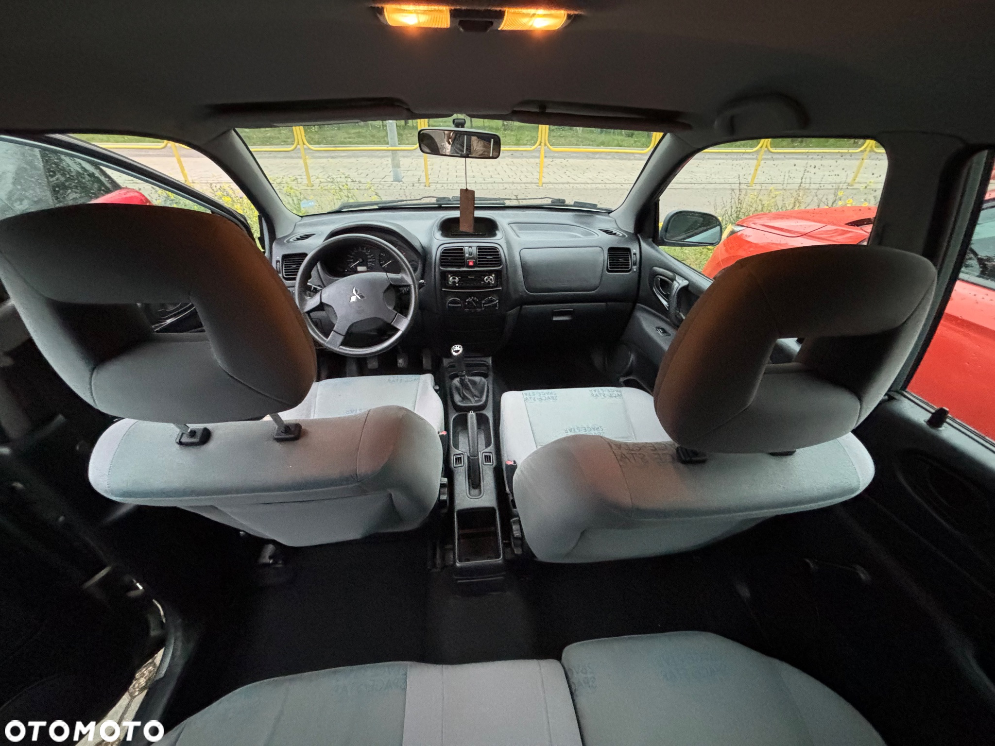 Mitsubishi Space Star - 6