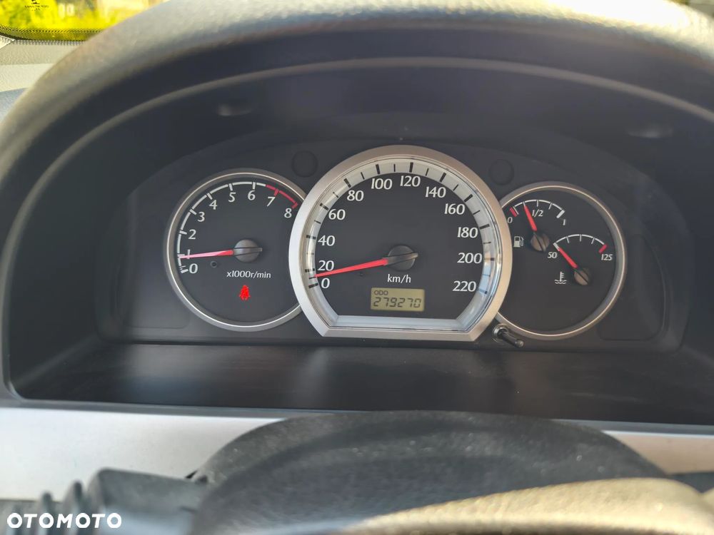 Chevrolet Nubira 1.8 Kombi CDX - 10