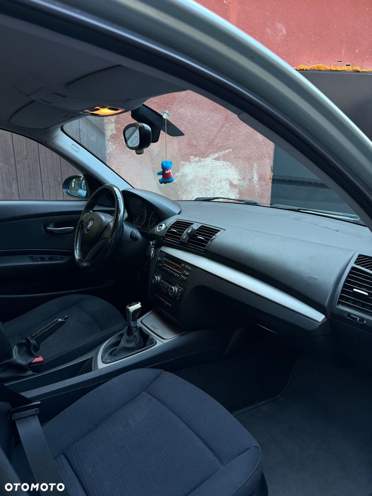 BMW Seria 1 118d - 13
