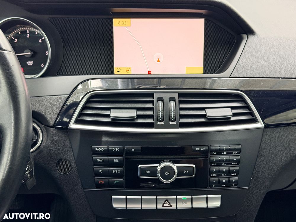 Mercedes-Benz C 180 CDI DPF (BlueEFFICIENCY) - 21