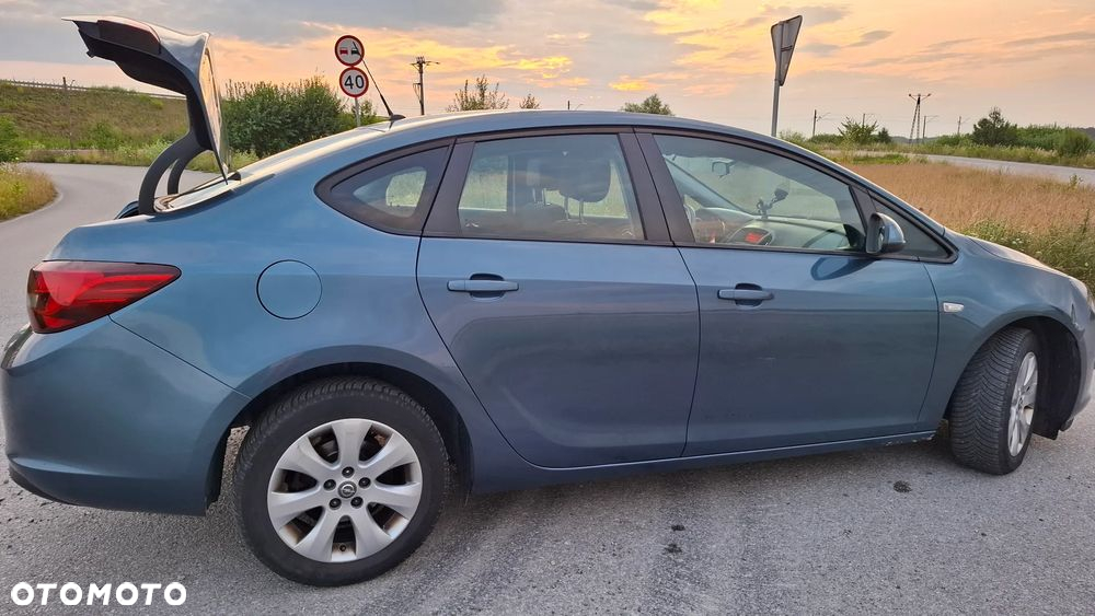 Opel Astra III 1.6 - 20