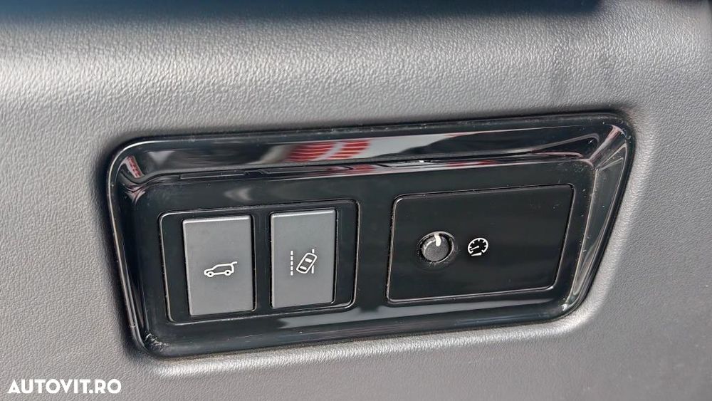 Jaguar F-Pace 20d AWD Aut. R-Sport Ingenium Edition - 23