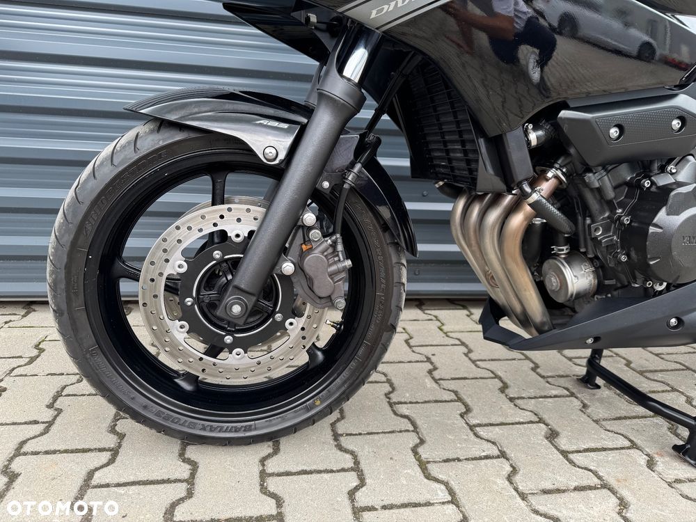 Yamaha XJ - 17
