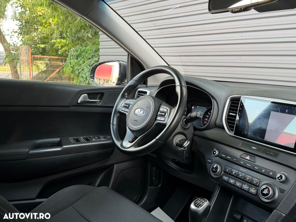Kia Sportage 1.6 GDI 2WD Attract - 8