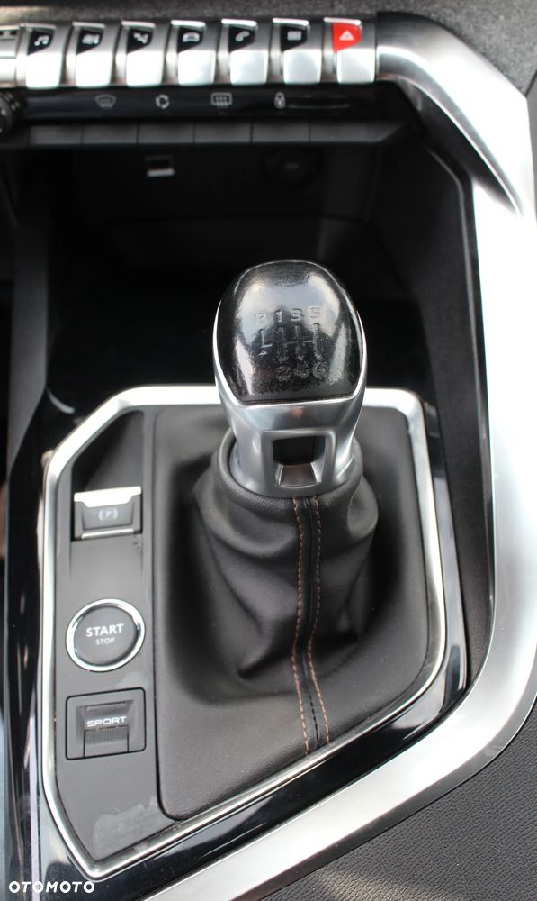 Peugeot 3008 PureTech 130 Stop & Start Allure - 26