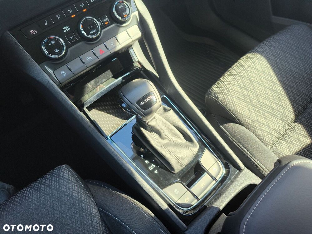 Skoda Karoq 1.5 TSI ACT Edition 130 DSG - 16