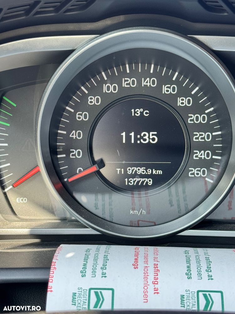 Volvo V40 - 14