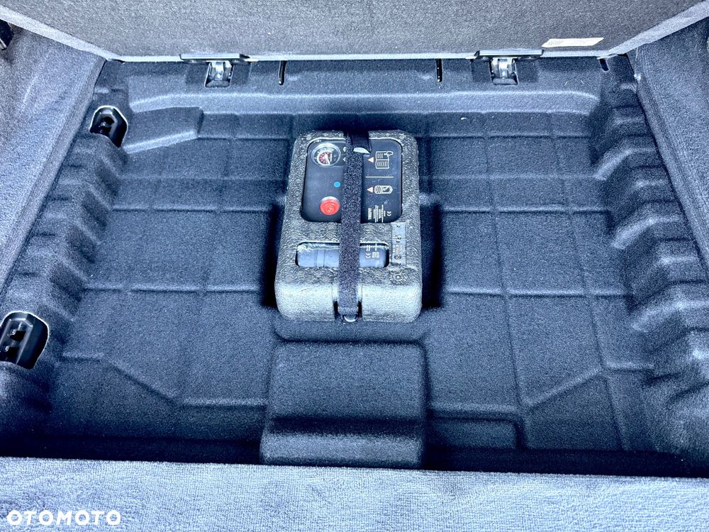 BMW Seria 3 330d xDrive MHEV Luxury Line - 20