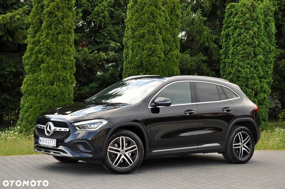 Mercedes-Benz GLA - 11