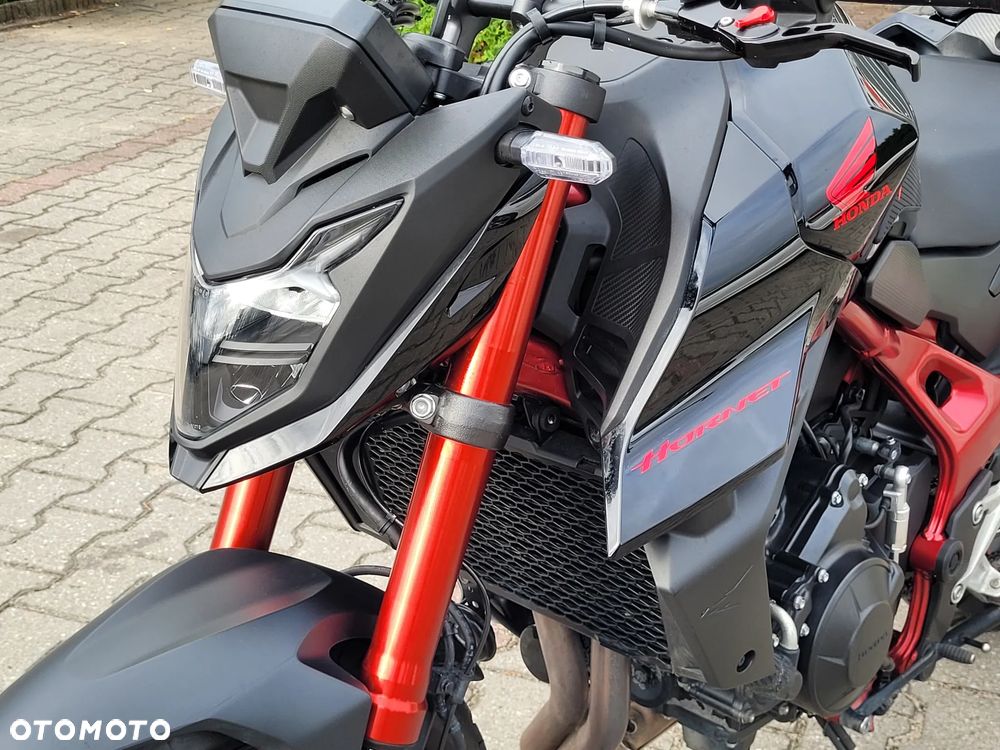 Honda Hornet - 8