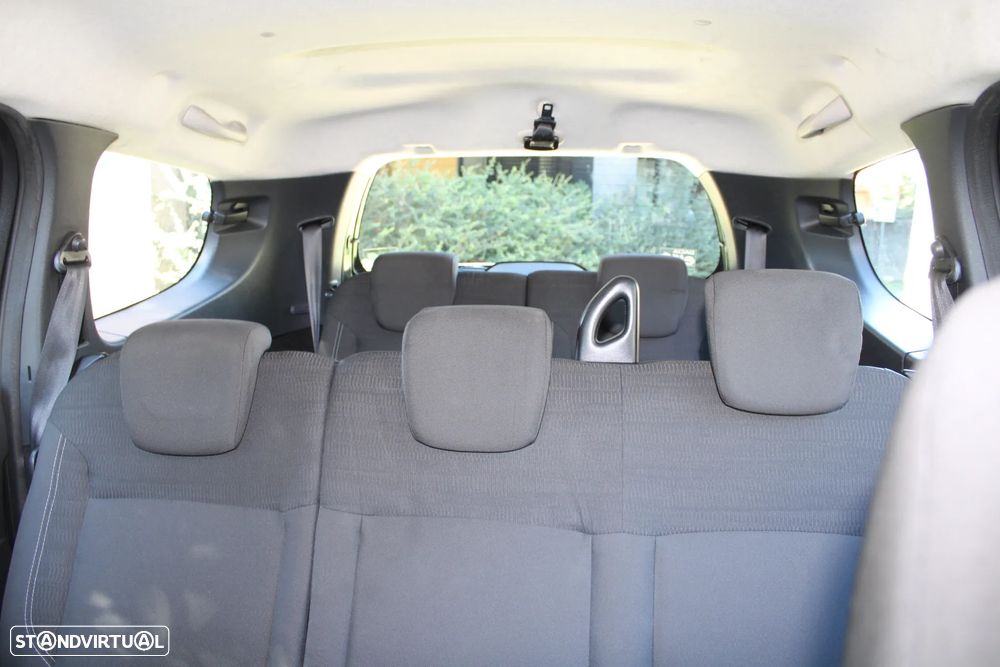 Dacia Lodgy 1.5 dCi Confort 7L - 13