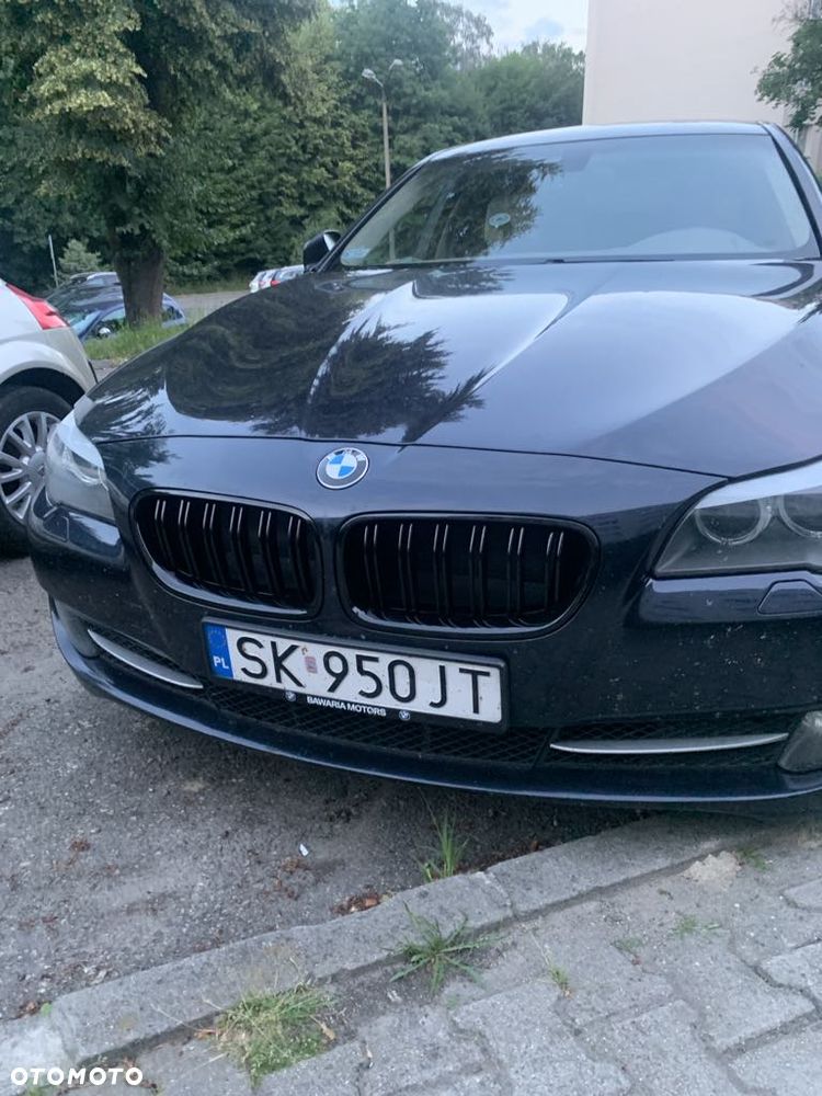BMW Seria 5 530d xDrive - 7