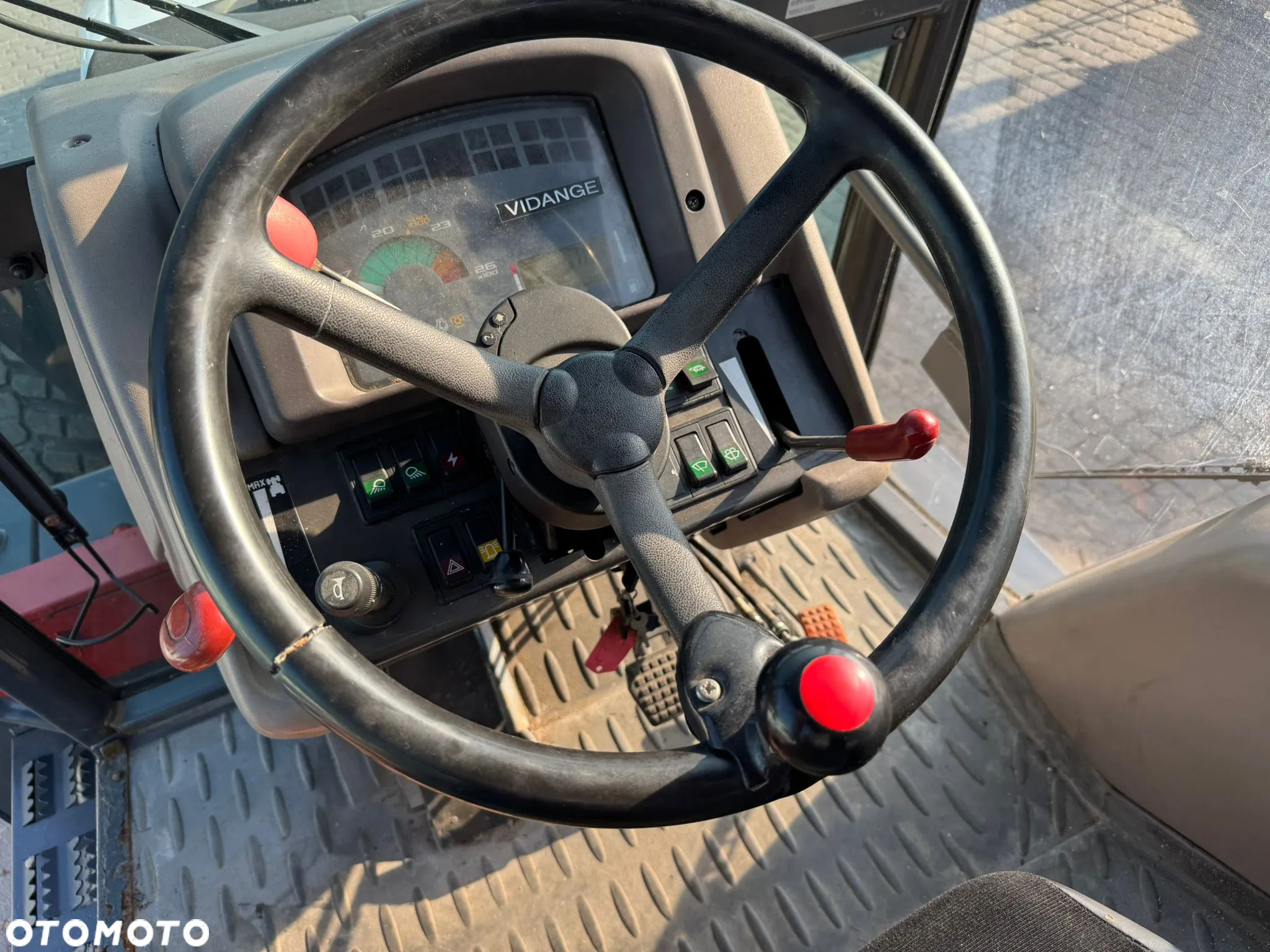 Renault Ergos 95 Klimatyzacja 2001 r. 4x2 - 14