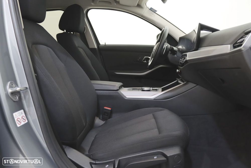 BMW 320 e Corporate Edition Auto - 11