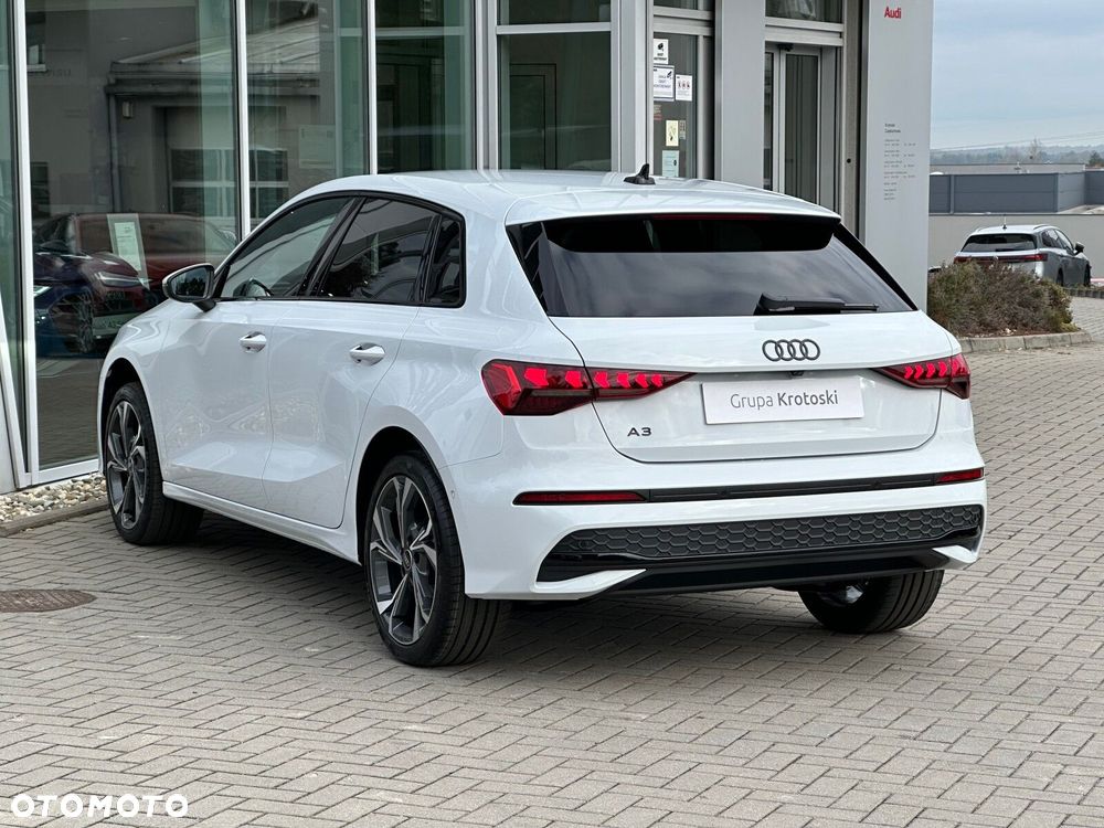 Audi A3 Sportback - 8