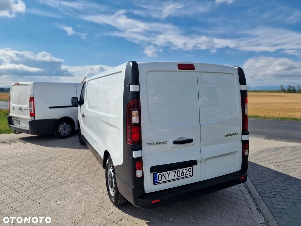 Renault Trafic - 13