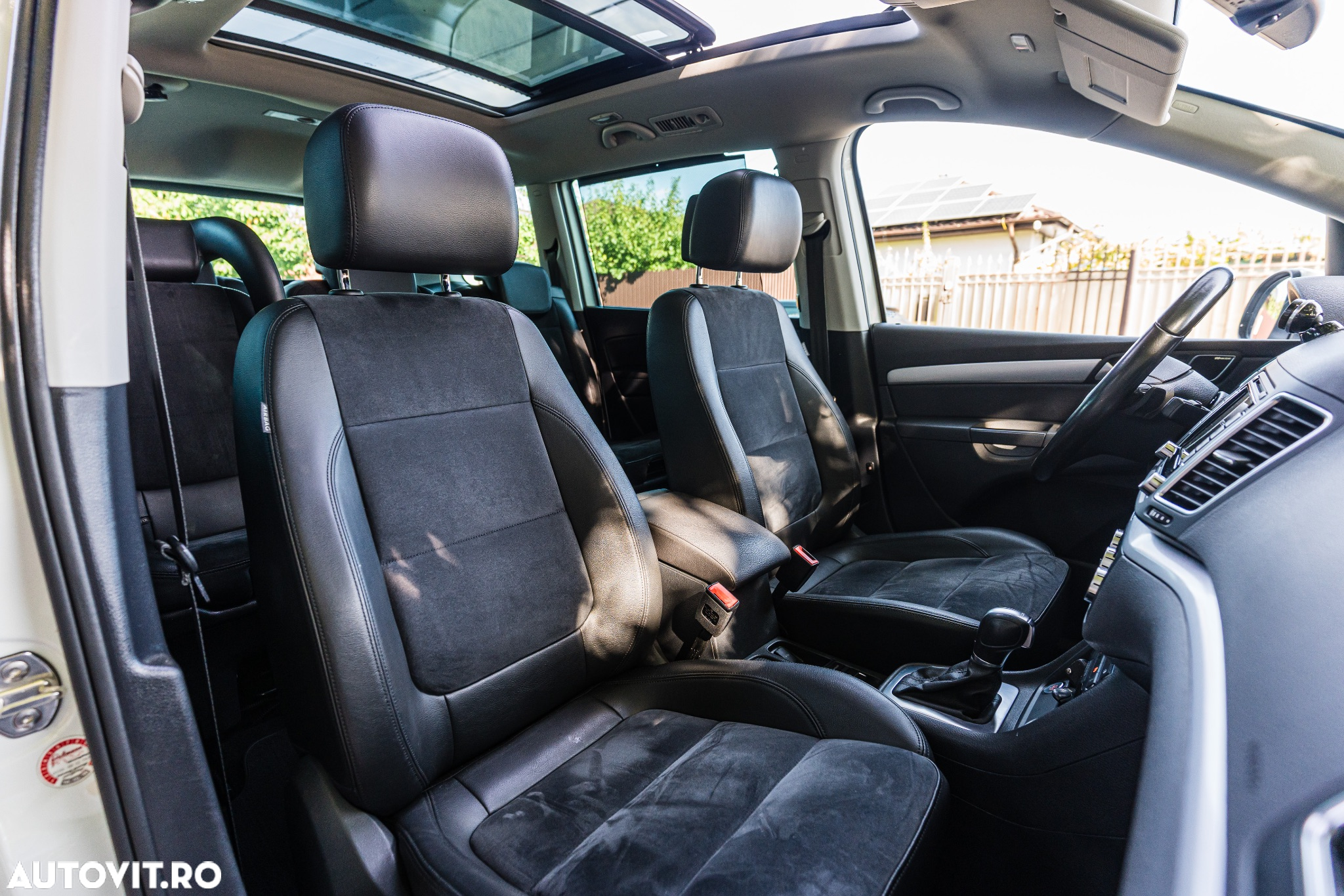 Volkswagen Sharan 2.0 TDI DSG Blue Motion Highline - 35