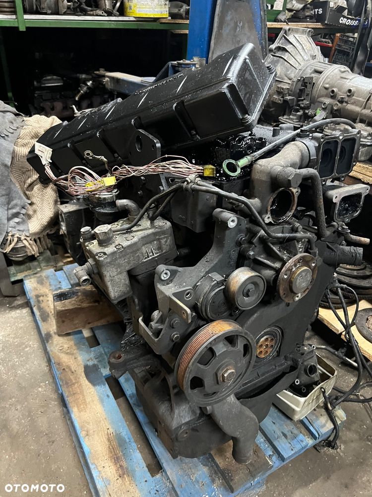 Części silnika kompresor i inne mam tgm LFL53 240km - 2