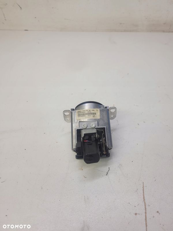 GŁOŚNIK DESKI BANG&OLUFSEN AUDI A8D4 4H0035361 - 2