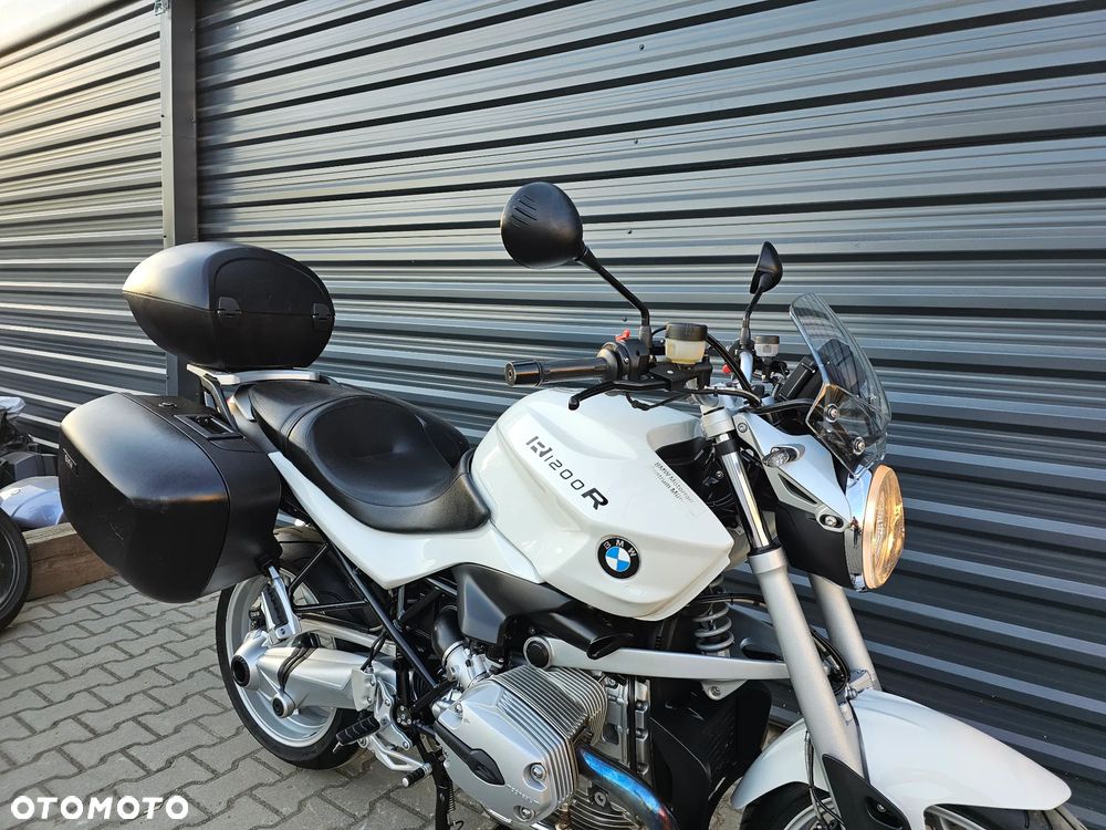 BMW R - 8