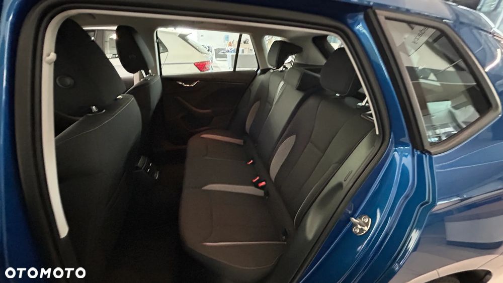 Skoda Kamiq 1.5 TSI Drive DSG - 12