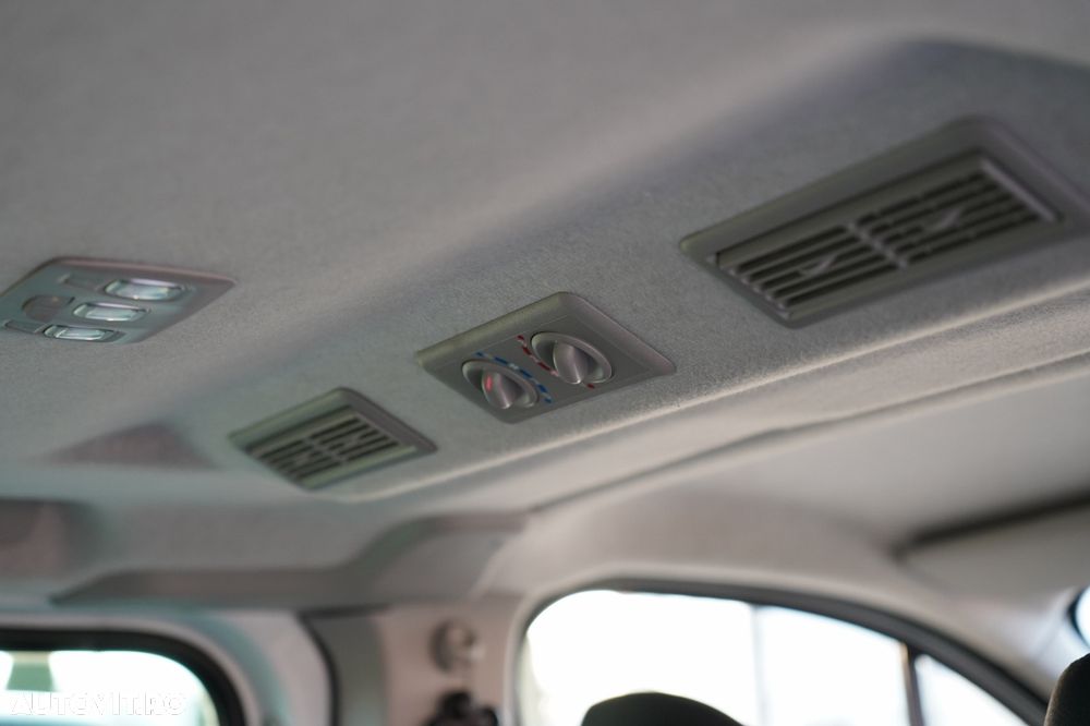 Renault TRAFIC III / AUTOBUS / 9 LOCURI / 90.000 KM / PRIMUL PROPRIETAR / SHOWROOM POLONESE / 2022 / - 30