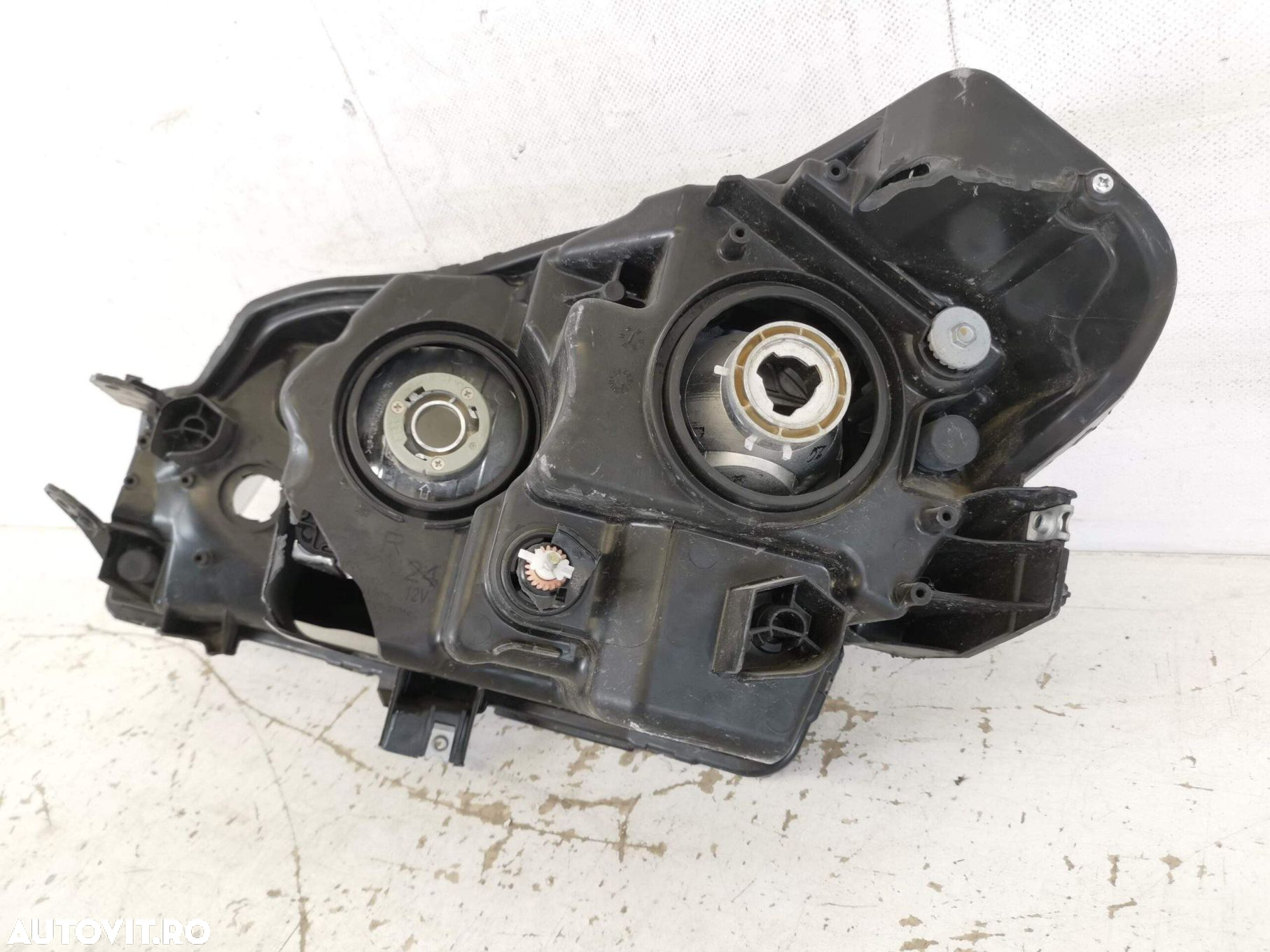 Far Dreapta Cu Halogen Suzuki  Vitara 2 [2014 - 2018] Original Avariat - 7