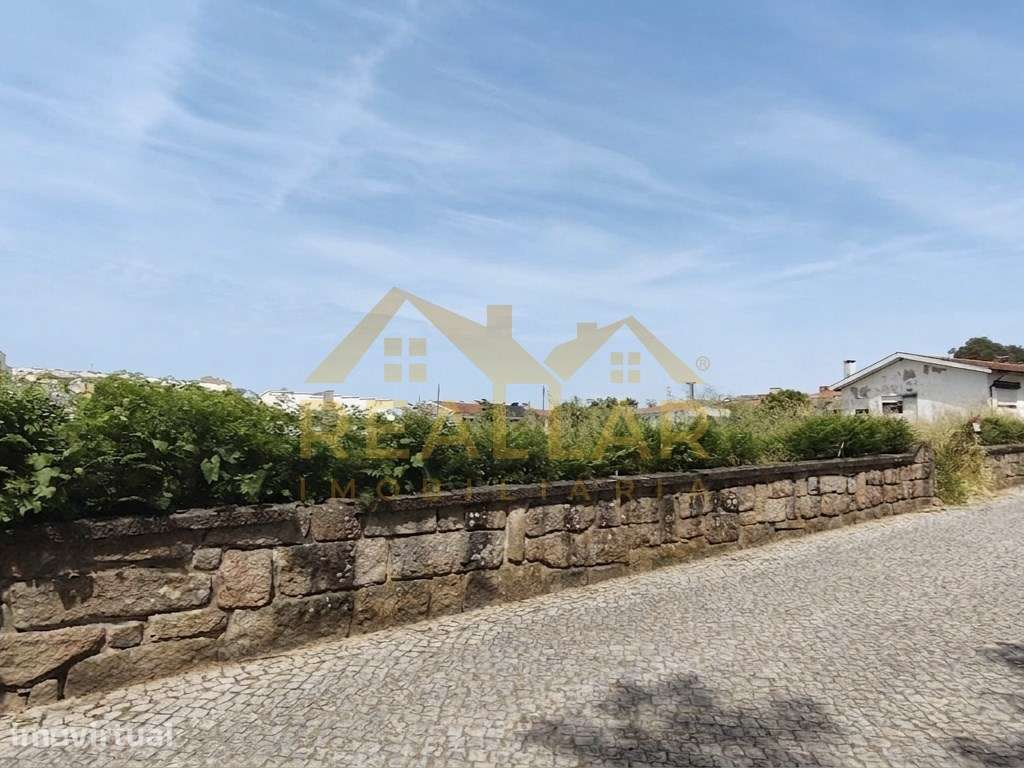 Excelente Terreno Urbano na Maia - 952 m² - Grande imagem: 4/8