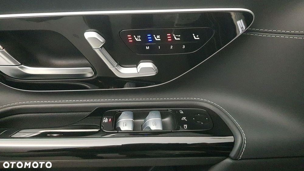 Mercedes-Benz SL AMG 63 4-Matic+ - 23