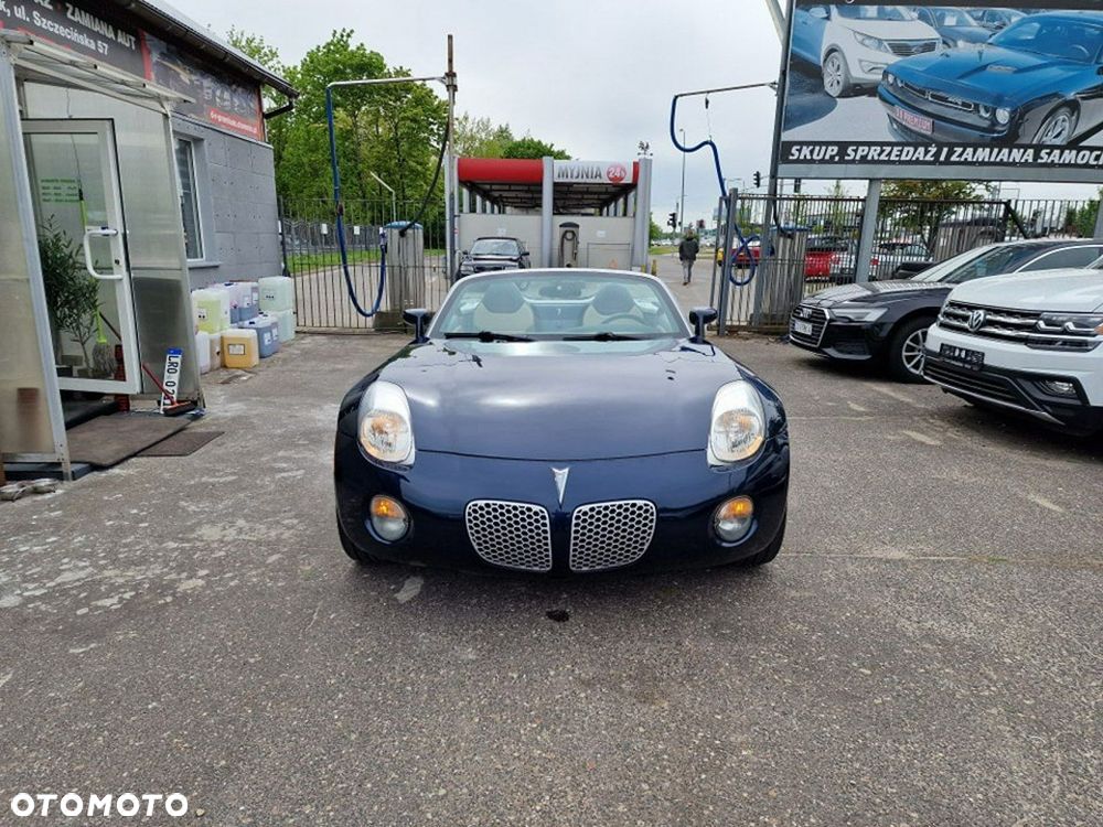 Pontiac Solstice - 12
