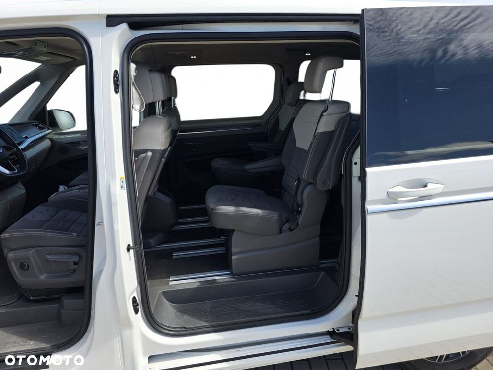 Volkswagen Multivan - 10